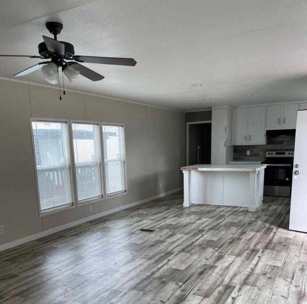 2024 240LM-LANDMARK-16763J Manufactured Home