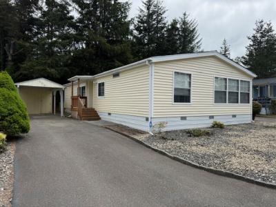 Photo 2 of 22 of home located at 509 Puerto Vista Dr Coos Bay, OR 97420