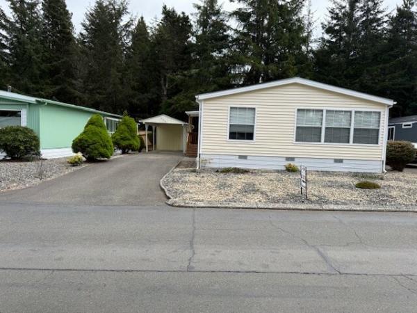 1988 FLEETWOOD Mobile Home For Sale