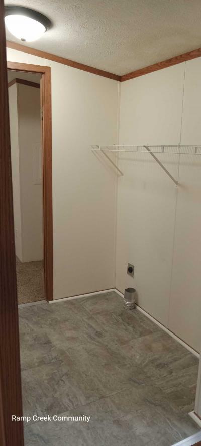 Photo 4 of 13 of home located at 1100 Thornwood Dr SW #704 Heath, OH 43056