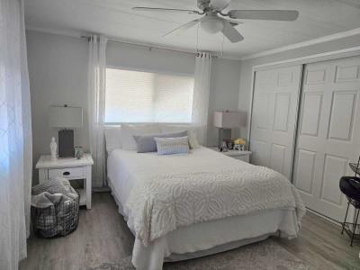Photo 5 of 51 of home located at 1532 E Campo Bello Dr Phoenix, AZ 85022
