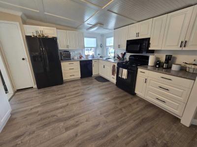 Photo 3 of 8 of home located at 925 Westside Ridge Auburndale, FL 33823