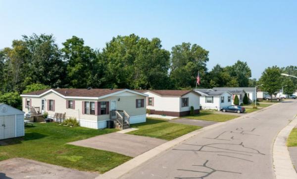 Photo 1 of 2 of home located at 8378 Hogan Rd Fenton, MI 48430
