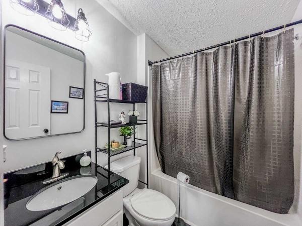 2001 Cavco Hart Mobile Home