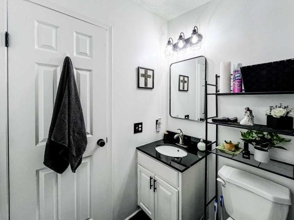 2001 Cavco Hart Mobile Home