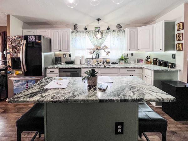 2001 Cavco Hart Mobile Home