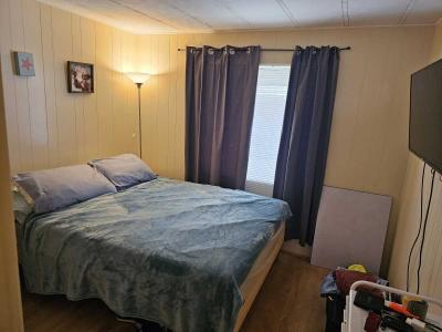 Photo 4 of 16 of home located at 9925Ulmerton Rd Largo, FL 33771