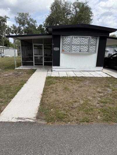 Mobile Home at 38029 Christine Ave Zephyrhills, FL 33542