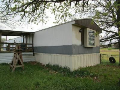 Mobile Home at 768 Summit Dr Springtown, TX 76082