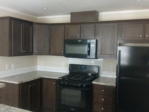 2018 CHAMPION RA1680223 Mobile Home
