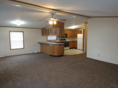 Photo 2 of 6 of home located at 499 Continental Ct Davison, MI 48423