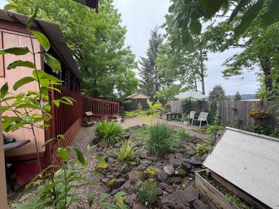 Photo 4 of 14 of home located at 18182 S Silverwood Dr Oregon City, OR 97045