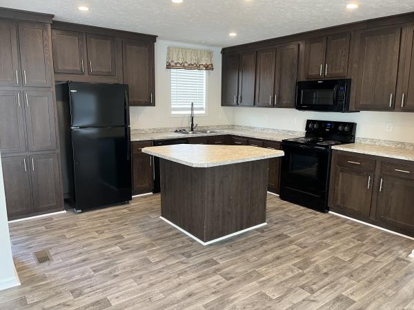 2020 CHAMPION DE-CSM2856 Mobile Home