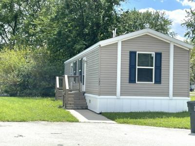 Photo 2 of 10 of home located at 137 Brenta Court Lynwood, IL 60411