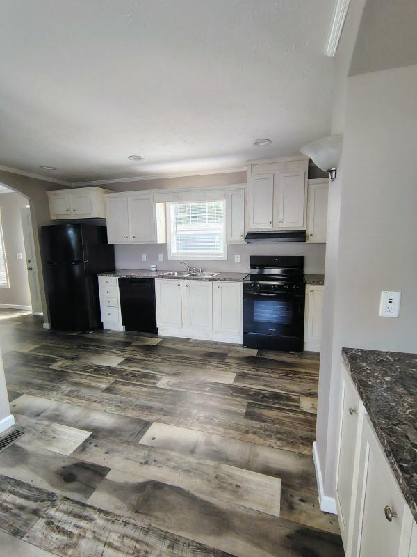 2020 Clayton Homes Inc Yes Mobile Home