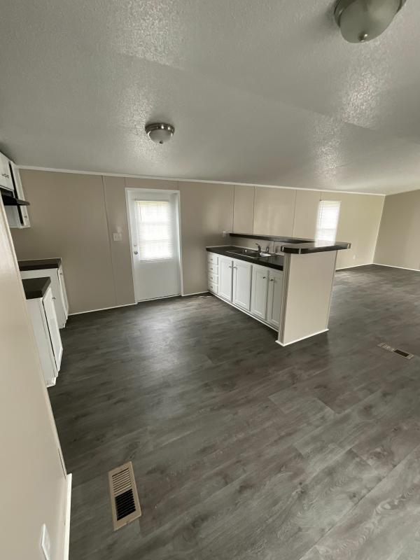 2006 Clayton Homes Inc Community Series Mobile Home