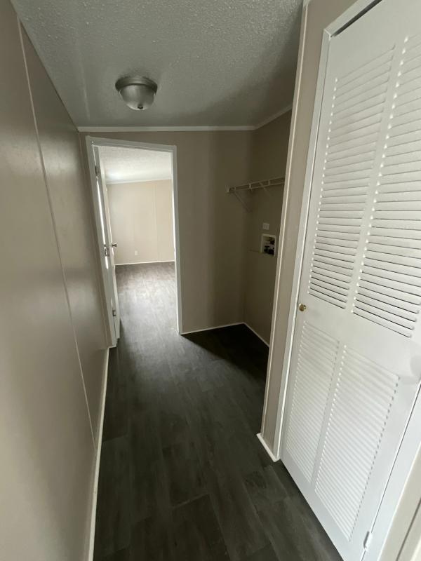 2006 Clayton Homes Inc Community Series Mobile Home