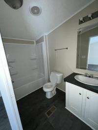 2006 Clayton Homes Inc Community Series Mobile Home