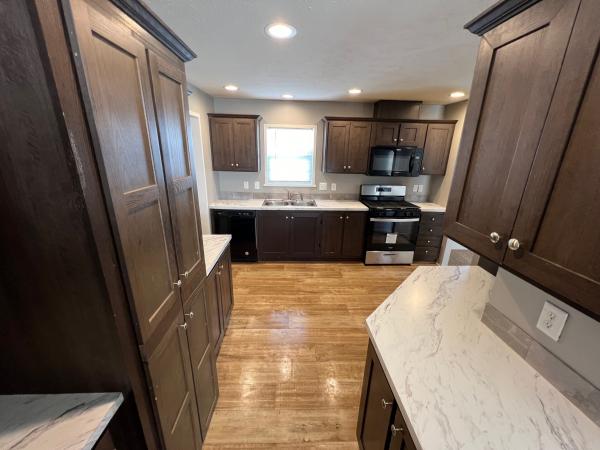 2017 REDMAN RA2860205 Mobile Home