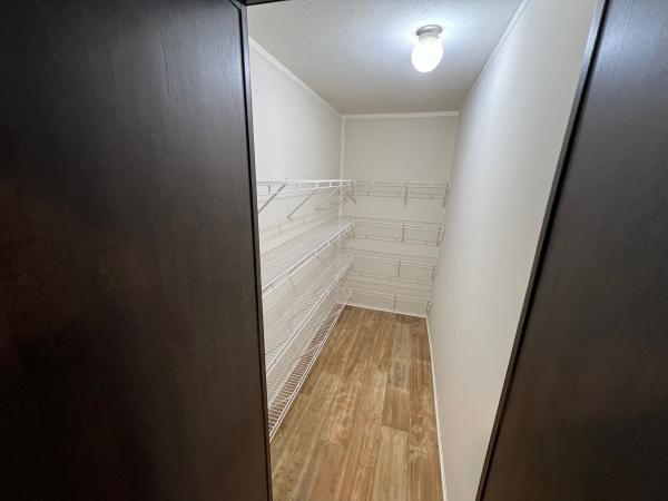 2017 REDMAN RA2860205 Mobile Home