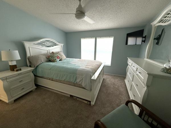 2000 MERI HS Mobile Home