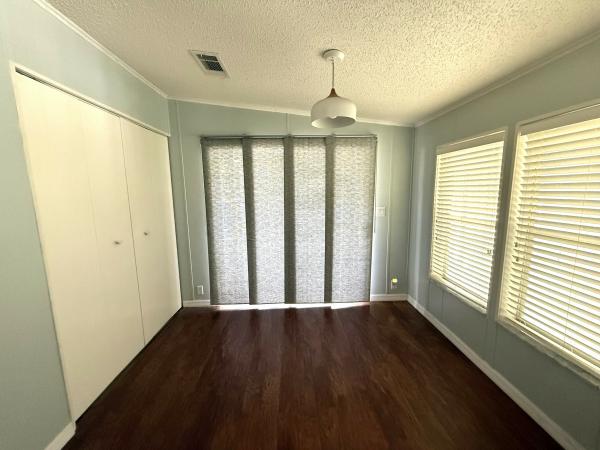 2000 MERI HS Mobile Home