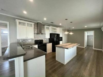 Photo 2 of 19 of home located at 8775 20th Street #118 Vero Beach, FL 32966