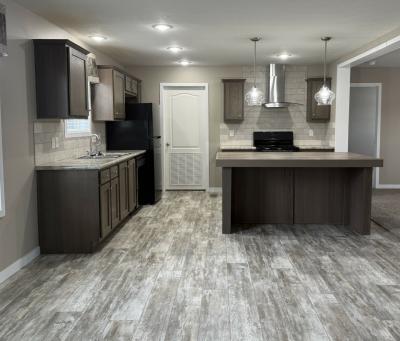 Mobile Home at 17292 Roberts Drive Davisburg, MI 48350