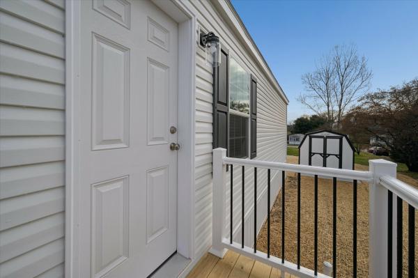 2026 Colony 414 550EC16763D  Home