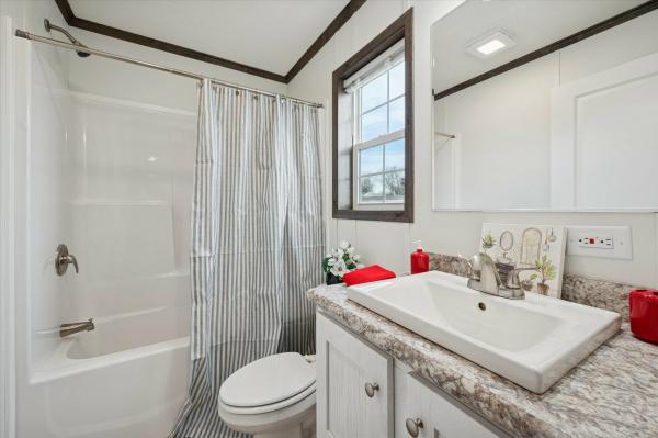 2026 Colony 414 550EC16763D  Home