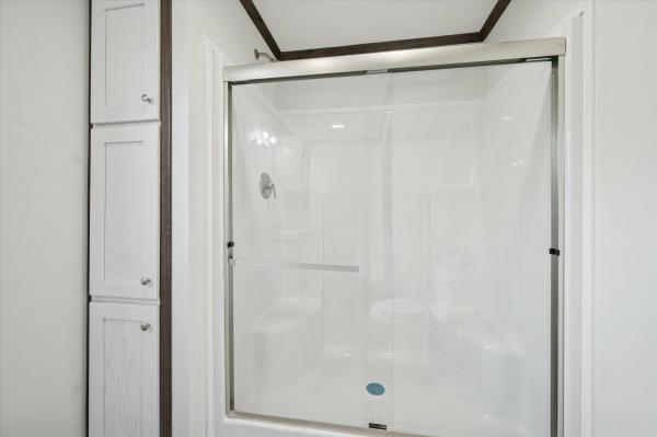 2026 Colony 414 550EC16763D  Home