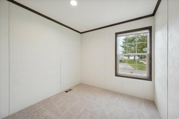 2026 Colony 414 550EC16763D  Home