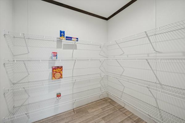 2026 Colony 414 550EC16763D  Home