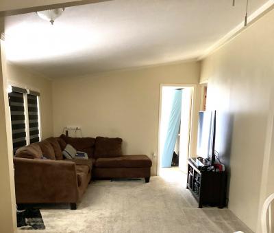 Photo 3 of 11 of home located at 49153 Cranberry Court Shelby Township, MI 48315
