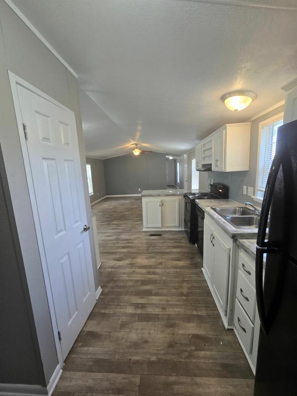 Photo 1 of 2 of home located at 1601 E Fm 1417 #6 Sherman, TX 75090