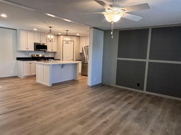Clayton 32 Pulse  Home