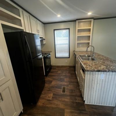 Photo 4 of 27 of home located at 3454 Shepherd Rd. #0072 Elon, NC 27244