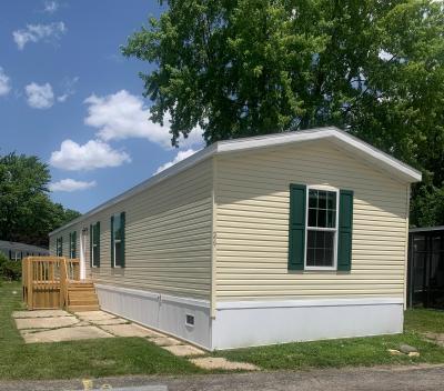 Mobile Home at 1001 Mayflower Road #26 South Bend, IN 46619