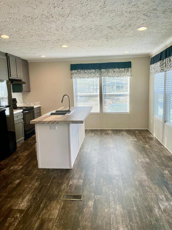 2022 Clayton 82 Riverview  Home