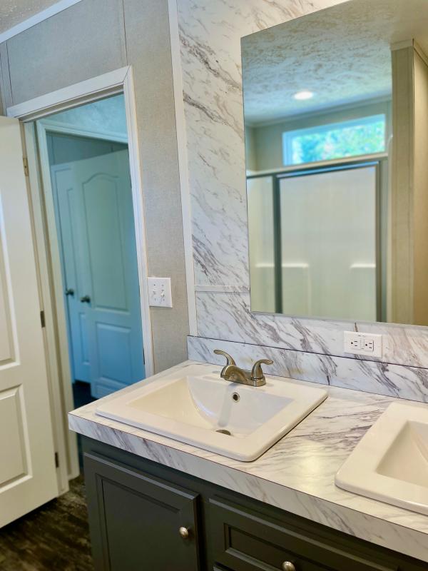 2022 Clayton 82 Riverview  Home