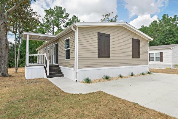 2023 Clayton Waycross 161 Mobile Home For Rent