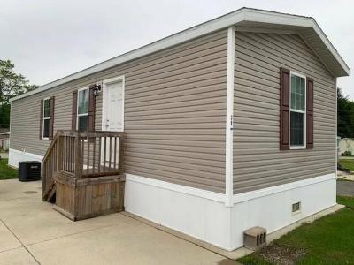 Mobile Home at 38 Melissa Dr Bloomington, IL 61704