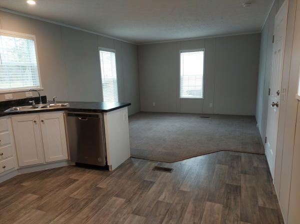 2021 Redman Advantage II  Home