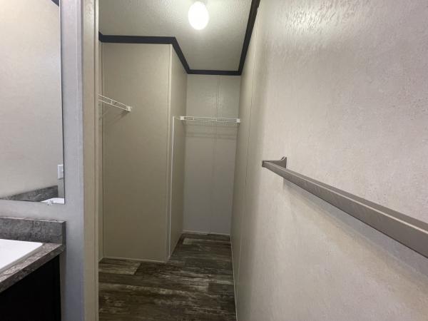 2021 Clayton 5616-708 Pulse  Home