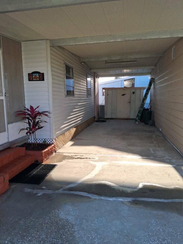 Photo 3 of 2 of home located at 7403 46th Ave N, # 70 Saint Petersburg, FL 33709