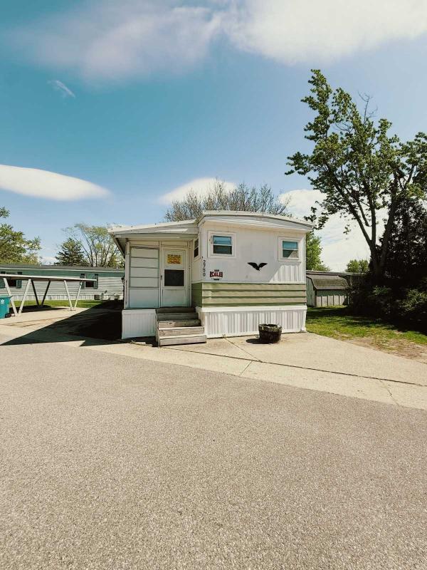 Photo 1 of 2 of home located at 2750 Waterloo St. SW Wyoming, MI 49519