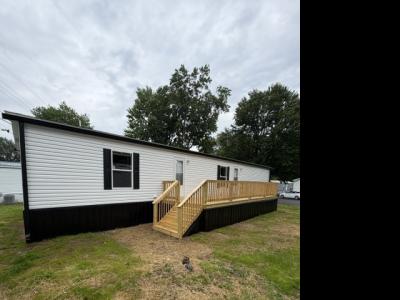 Photo 2 of 12 of home located at 304 Wilma Avenue #82 Louisville, KY 40229