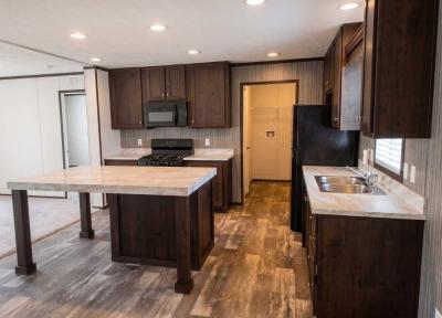 Mobile Home at 4163 Boysenberry Ln Lot 113 Burton, MI 48529