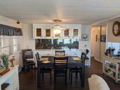 Photo 3 of 8 of home located at 570 57th Ave W Lot 280 Bradenton, FL 34207