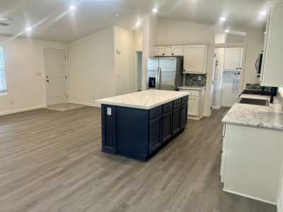 Photo 3 of 9 of home located at 4000 Pierce Street Space #124 Riverside, CA 92505